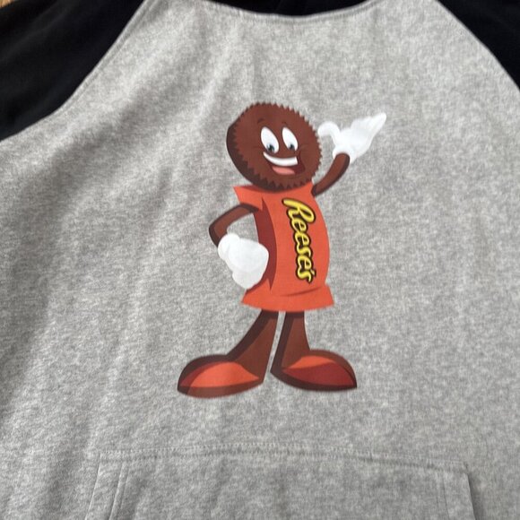 Hershey Park Men's Hoodie Sweatshirt Reese Size XL Very Rare - Picture 3 of 5
